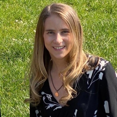 Ella Wachtel, Consultante en recrutement chez Lastep